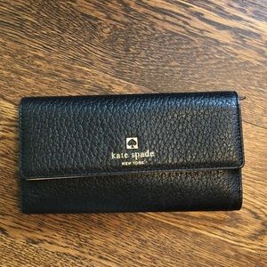 Black Kate spade wallet